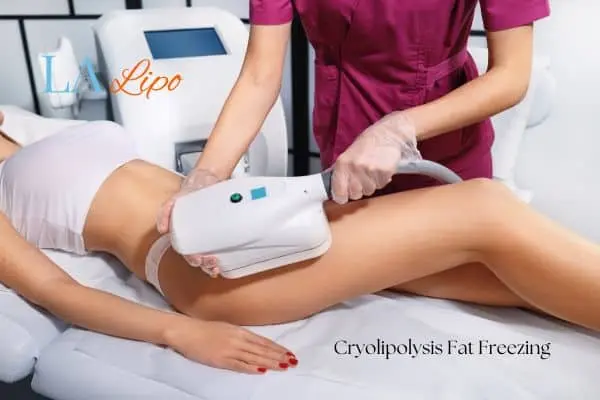 Woman receiving coolsculpting West Hampstead treatment on her thighs